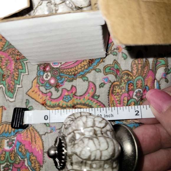 Drawer pulls very nice heavy artistic looking 10 - Picture 9 of 10